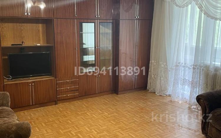 3-комнатная квартира · 62.7 м² · 4/9 этаж, мкр Юго-Восток, Мкр Степной 3 3 за 165 000 ₸ в Караганде, Казыбек би р-н — фото 2