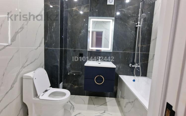 2-комнатная квартира · 49 м² · 5/12 этаж, Нажмиденова 15 за 240 000 ₸ в Астане, Сарайшык р-н — фото 2