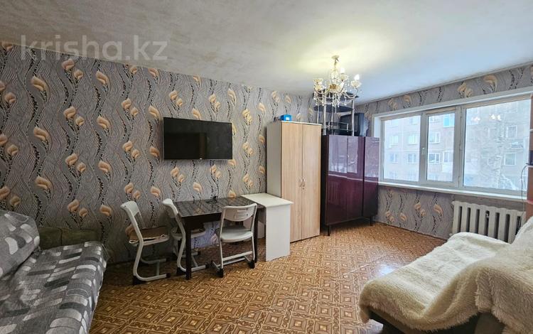 1-комнатная квартира · 30.8 м² · 2/5 этаж, мкр Новый Город, улица Манарбека Ержанова 30 — ПОМОЩЬ В ИПОТЕКЕ - Парк культуры и отдыха города Караганда за 11 млн ₸ в Казыбек би р-н — фото 2