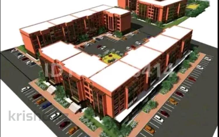 3-бөлмелі пәтер · 113.8 м² · 1/5 қабат, мкр. Алтын орда, Мангилик Ел 32, бағасы: 41 млн ₸ в Актобе — фото 2