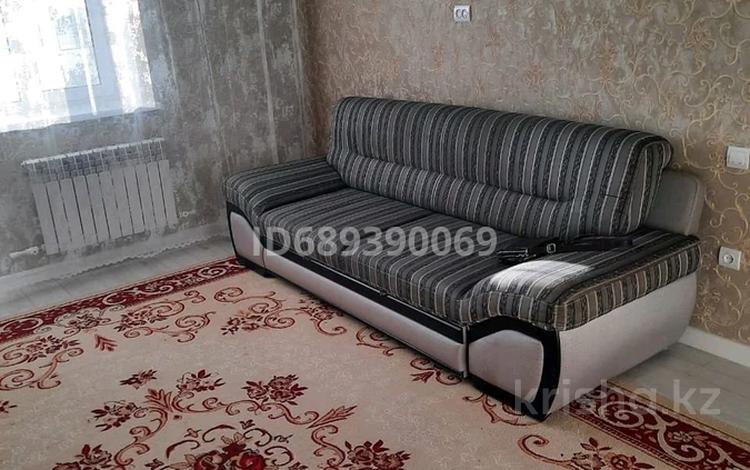 1-комнатная квартира · 48 м² · 5/7 этаж, мкр. Алтын орда, Ораза Татеулы 2а за 130 000 〒 в Актобе — фото 2