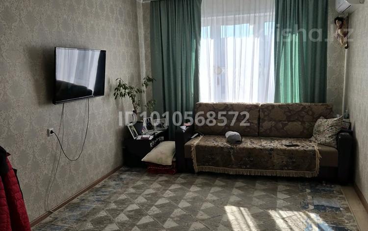 1-комнатная квартира · 40.5 м² · 7/9 этаж, Монкеулы 83/1 — супермаркет Социальный за 15 млн ₸ в Уральске — фото 2