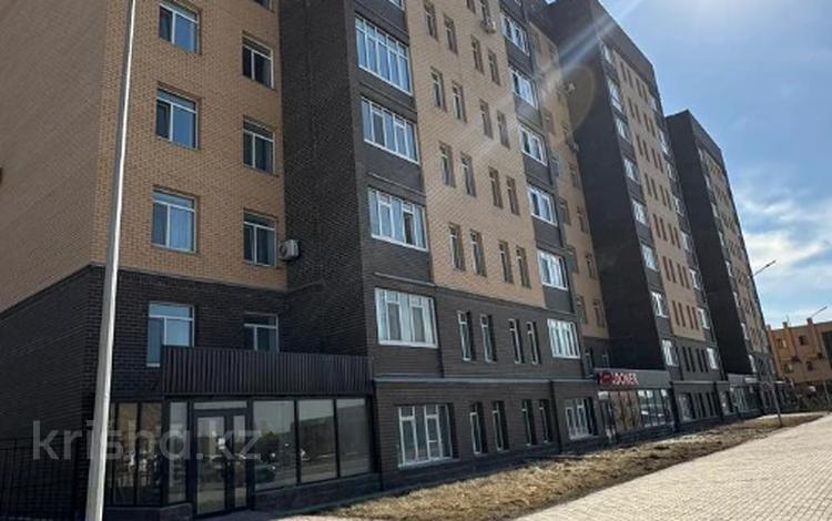 2-комнатная квартира · 65 м² · 6/9 этаж, мкр Юго-Восток, Шахтеров 3/2 за 25.6 млн ₸ в Караганде, Казыбек би р-н — фото 2
