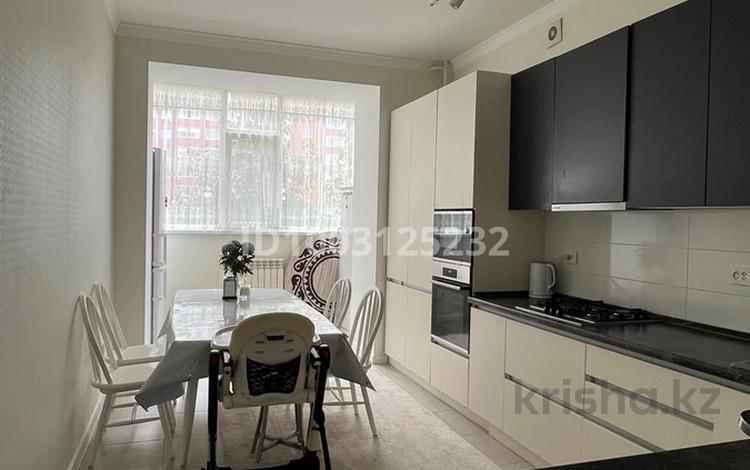 4-комнатная квартира · 156 м² · 1/7 этаж, мкр. Алтын орда, Мкр Алтын Орда — Школа смарт білім, гипермаркет Анвар за 43 млн ₸ в Актобе — фото 3