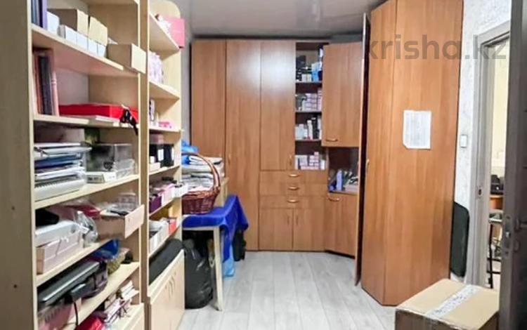 3-комнатная квартира · 75 м² · 1/4 этаж, Назарбаева 137 за 200 000 ₸ в Талдыкоргане — фото 2