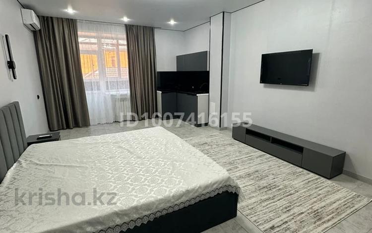 1-комнатная квартира · 33 м² · 2/10 этаж, Луначарского 49 — Байзакова Луначарского (квазар) за 240 000 ₸ в Павлодаре — фото 2