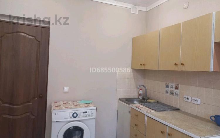 2-бөлмелі пәтер · 60 м² · 2/4 қабат, Есенберлина 6/1, бағасы: 200 000 ₸ в Усть-Каменогорске — фото 2