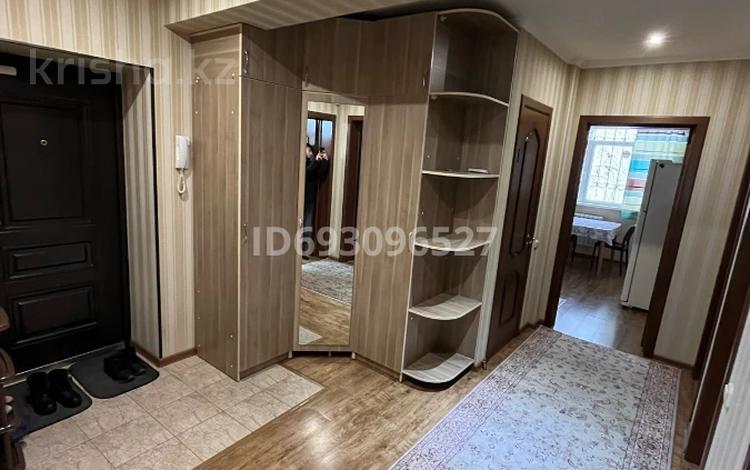 2-бөлмелі пәтер, 67 м², 2/5 қабат ай сайын, Улица Кожамкулова 188 — улица Карасай батыра, бағасы: 250 000 〒 в Алматы, Алмалинский р-н — фото 2