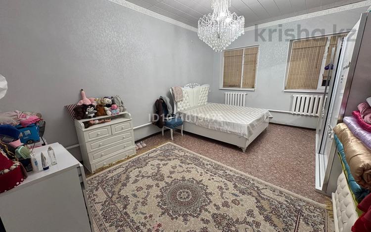 Отдельный дом · 7 комнат · 200 м² · 5000 сот., 15-й квартал 98/2 — Рядом прокуратура за 15 млн ₸ в Мангышлаке — фото 2