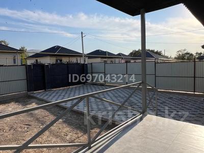 Отдельный дом · 4 комнаты · 190 м² · 6 сот., Аблайхана за 33.5 млн 〒 в Каскелене