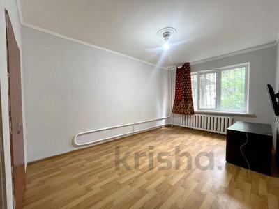 3-комнатная квартира · 65.4 м² · 1/5 этаж, мкр Аксай-2 за 35 млн ₸ в Алматы, Ауэзовский р-н