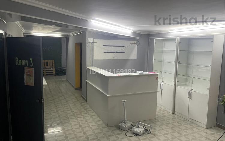 Еркін · 200 м², бағасы: 300 000 ₸ в Актау, 32Б мкр — фото 2