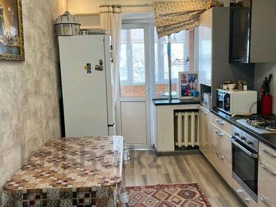 2-комнатная квартира · 52.9 м² · 4/5 этаж, мкр Таугуль-3, Ыкылас 7 за 35 млн ₸ в Алматы, Ауэзовский р-н