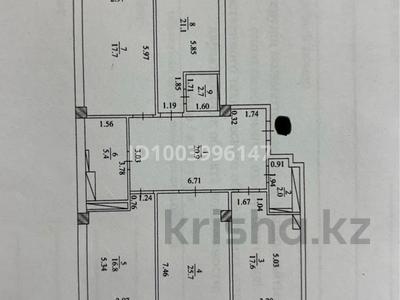 4-комнатная квартира · 130 м² · 3/9 этаж, 28-й мкр 49 — Возле ресторана Рауан, напротив Абди за 61 млн 〒 в Актау