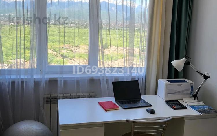 3-бөлмелі пәтер · 75.3 м² · 4/9 қабат, мкр Шугыла — Утеген-Батыра, бағасы: 48 млн ₸ в Алматы, Наурызбайский р-н — фото 2