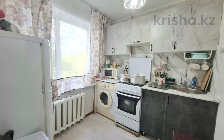 2-комнатная квартира · 49 м² · 3/5 этаж, Майкудук, Майкудук, 14й микрорайон 42 за 10.3 млн ₸ в Караганде, Алихана Бокейханова р-н — фото 2