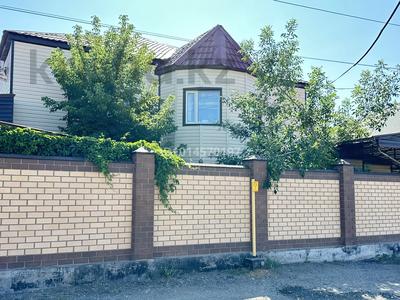 Отдельный дом · 6 комнат · 300 м² · 10 сот., Металлургов 42Б за 1 млн ₸ в Жезказгане