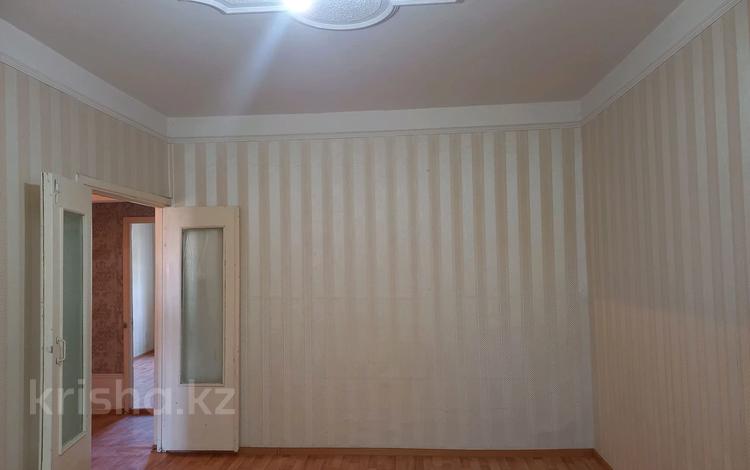 3-бөлмелі пәтер, 64 м², 4/5 қабат, Самал 55 — Школа Гимназия #45., бағасы: 16.5 млн 〒 в Таразе — фото 2