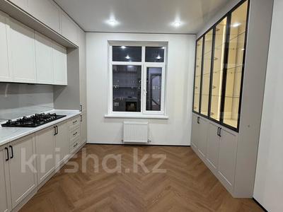 3-комнатная квартира · 110 м² · 7/10 этаж, 19-й мкр 34 за 59.5 млн ₸ в Актау