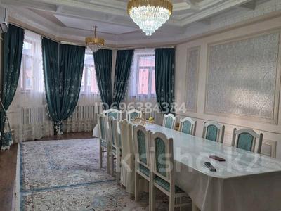Дом · 6 комнат · 270 м², Жезказган 37 за 50 000 〒 в 