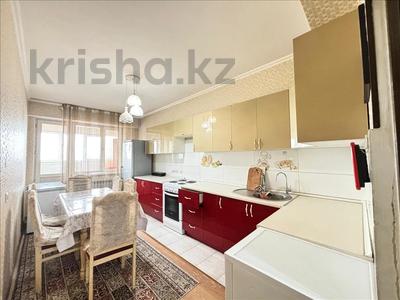 3-комнатная квартира, 108 м², 7/12 этаж, Толе би 298/3 — Утеген Батыра за 55.5 млн 〒 в Алматы, Ауэзовский р-н