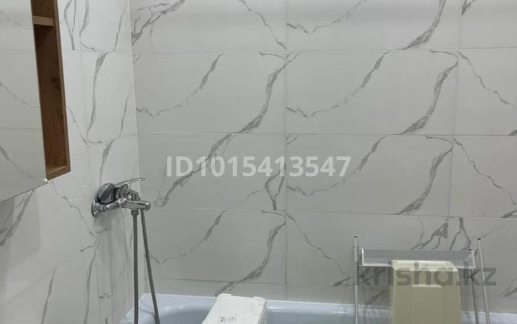 2-комнатная квартира · 65 м² · 1/6 этаж, Утепова 38 — Напротив ЦМР за 250 000 ₸ в Усть-Каменогорске, Ульбинский — фото 10
