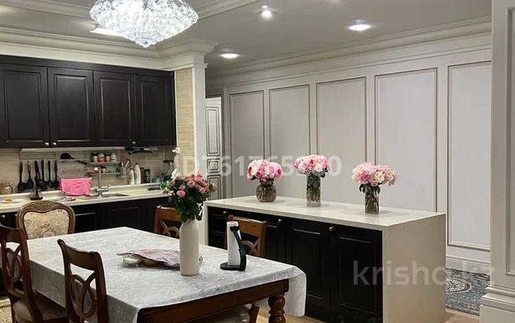 5-бөлмелі пәтер · 221 м² · 5/21 қабат, Аскарова, бағасы: 1.4 млн 〒 в Алматы, Ауэзовский р-н — фото 2