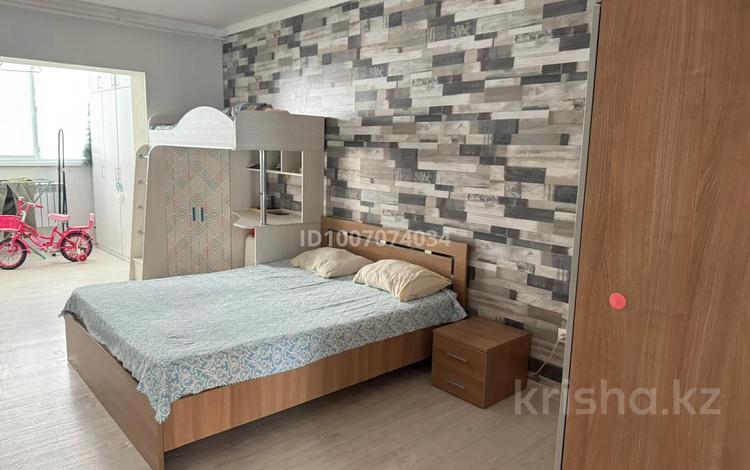 2-бөлмелі пәтер · 60 м² · 3/6 қабат, 16-й мкр 43/1, бағасы: 200 000 ₸ в Актау — фото 2