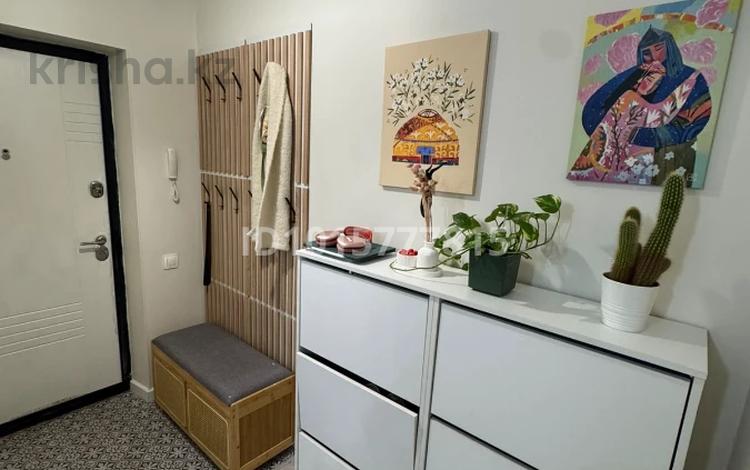 2-комнатная квартира · 58.3 м² · 8/8 этаж, 38 17/1 за 42 млн ₸ в Астане, Есильский р-н — фото 2