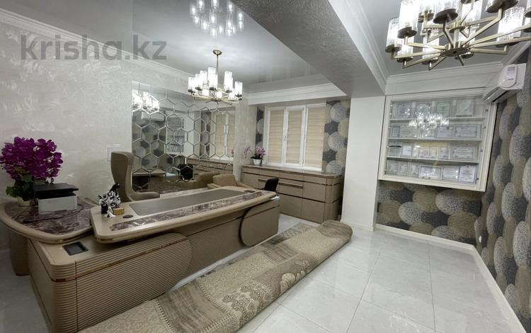 2-комнатная квартира · 71.1 м² · 1/9 этаж, мкр Нурсат 172Б за 32.5 млн ₸ в Шымкенте, Каратауский р-н — фото 2