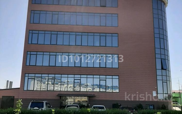 Кеңселер, кабинеттер және жұмыс орындары · 250 м², бағасы: 3 млн ₸ в Атырау, мкр Авангард-4 — фото 2