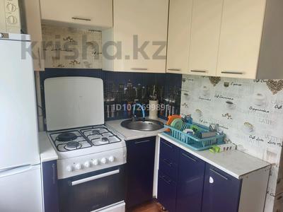 2-бөлмелі пәтер · 48.5 м² · 4/5 қабат, Майкудук, Майкудук, 15й микрорайон 14, бағасы: 9.5 млн ₸ в Караганде, Алихана Бокейханова р-н