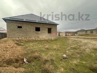 Продажа домов и дачи в Туркестанской обл.: Отдельный дом · 5 комнат · 250 м² · 10 сот., 17 17 — Рядом школа, мед.центр Шубарсу, дом культуры, садик за 20 млн 〒 Отдельный дом · 5 комнат · 250 м² · 10 сот., 17 17 — Рядом школа, мед.центр Шубарсу, дом культуры, садик за 20 млн 〒