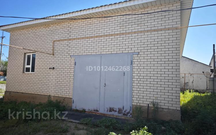 Свободное назначение, склады · 130 м² за 250 000 ₸ в Актобе, мкр Москва — фото 2