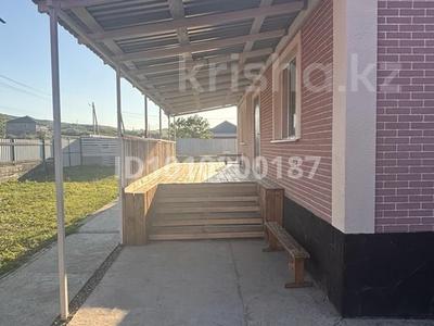 Отдельный дом · 4 комнаты · 100 м² · 15 сот., Қайым Мухамедханова 34 за 54 млн ₸ в Усть-Каменогорске