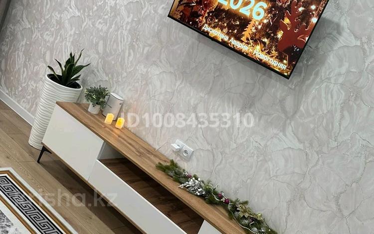 2-бөлмелі пәтер · 60 м² · 5/5 қабат, 35 квартал 16 — Гастроном, бағасы: 2 500 ₸ в Семее — фото 2
