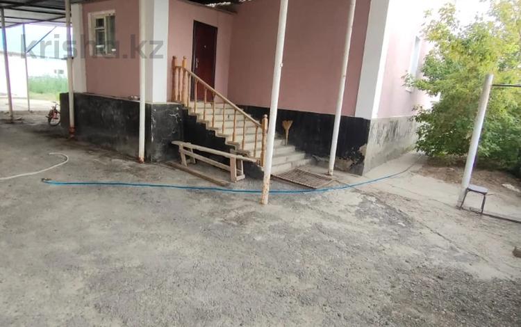 Отдельный дом · 5 комнат · 231 м² · 12 сот., М.Горький — Ул.Сырым Каженбаев за 1.2 млн ₸ в Атырау — фото 16