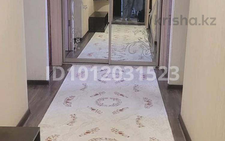 3-бөлмелі пәтер · 90 м² · 9/10 қабат, 11-й мкр. 7, бағасы: 170 000 ₸ в Актау, 18-й мкр  — фото 2