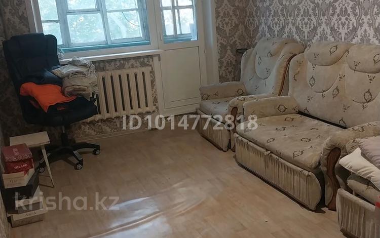 1-комнатная квартира · 31 м² · 3/5 этаж, Майкудук, Майкудук, 19й микрорайон 40 — Маг Рахат за 12 млн ₸ в Караганде, Алихана Бокейханова р-н — фото 2