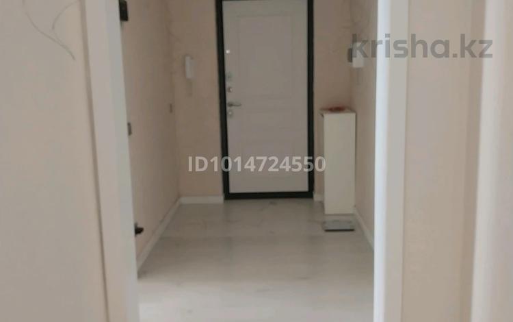 3-комнатная квартира · 80.1 м² · 6/9 этаж, мкр Нурсая, Проезд Куншуак 7 — Габдиева за 40 млн ₸ в Атырау — фото 2