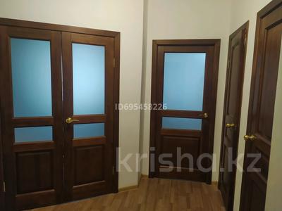 Пәтерлер в Актюбинской обл.: 1-бөлмелі пәтер · 45.1 м² · 8/10 қабат, мкр. Алтын орда, Мкр. Алтын орда ЖК Саулет-Курылыс 13-Б-1 — Теннисный корт,бассейн,Назарбаевская школа, бағасы: 17 млн 〒 1-бөлмелі пәтер · 45.1 м² · 8/10 қабат, мкр. Алтын орда, Мкр. Алтын орда ЖК Саулет-Курылыс 13-Б-1 — Теннисный корт,бассейн,Назарбаевская школа, бағасы: 17 млн 〒 в Актобе