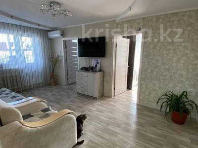 4-бөлмелі пәтер · 64.5 м² · 3/5 қабат, 11 Микрорайон, бағасы: ~ 10 млн ₸ в Житикаре