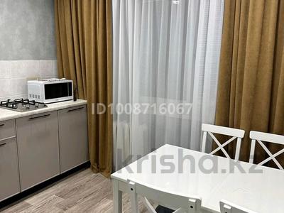 1-комнатная квартира · 42 м² · 2/5 этаж, мкр Кадыра Мырза-Али, Мкр 6 63 за 14 000 〒 в Уральске
