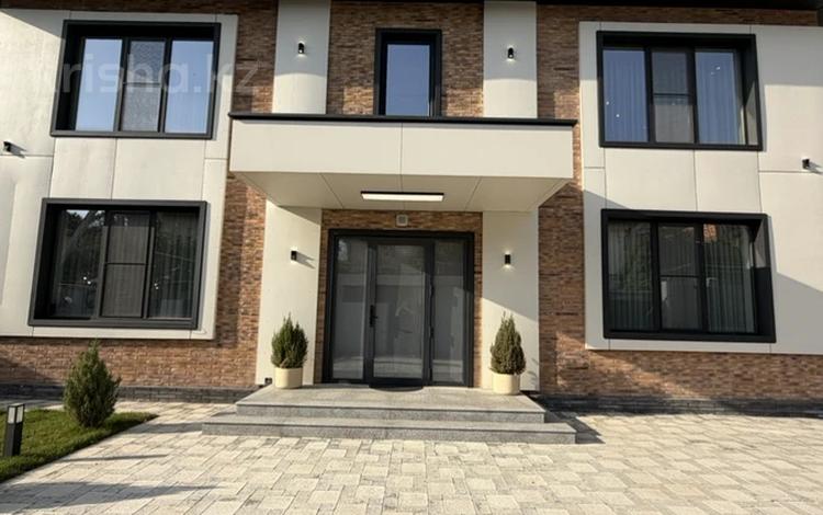 Отдельный дом · 5 комнат · 550 м² · 15 сот., мкр Ерменсай, Улица Каршыга Ахмедиярова 24 за 600 млн ₸ в Алматы, Бостандыкский р-н — фото 2