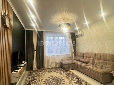 3-комнатная квартира · 82 м² · 4/9 этаж, Камзина 41/3 — Около спортивного центра Баянтау за 43.5 млн 〒 в Павлодаре