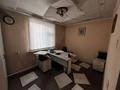 Свободное назначение, офисы, образование · 153 м² за 35 млн ₸ в Караганде, Казыбек би р-н — фото 17