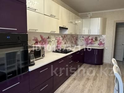 3-комнатная квартира · 93 м² · 4/6 этаж, Назарбаева 215 — ТРЦ Kostanay Plaza за 350 000 ₸ в Костанае
