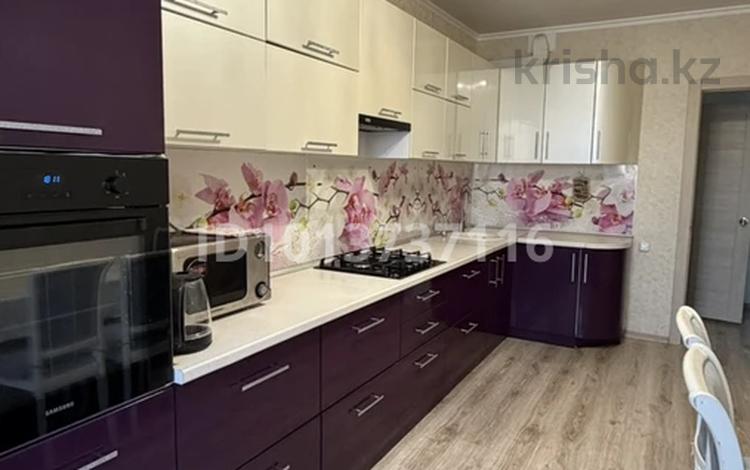 3-комнатная квартира · 93 м² · 4/6 этаж, Назарбаева 215 — ТРЦ Kostanay Plaza за 350 000 ₸ в Костанае — фото 3