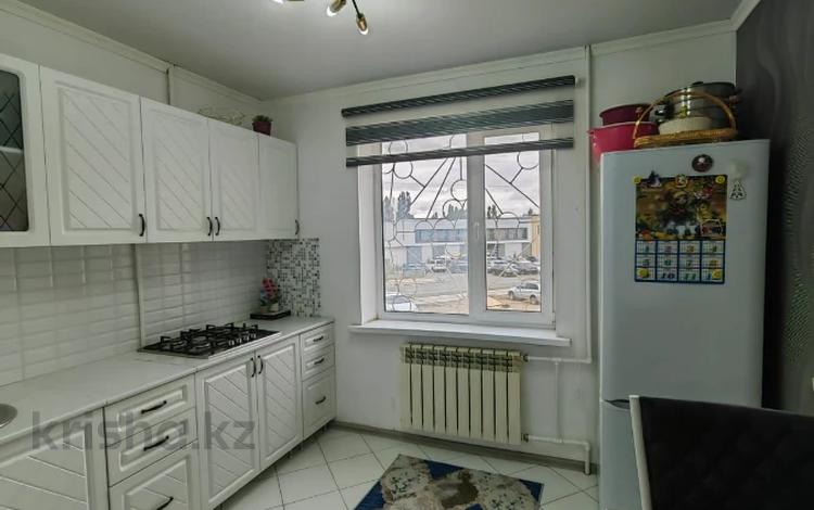 2-бөлмелі пәтер · 53.2 м² · 2/9 қабат, 12 ш/а., бағасы: 20 млн ₸ в Актобе, мкр 12 — фото 2
