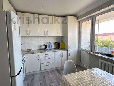 2-комнатная квартира · 62 м² · 3/5 этаж, восточный за 21.5 млн 〒 в Талдыкоргане, мкр военный городок Жулдыз